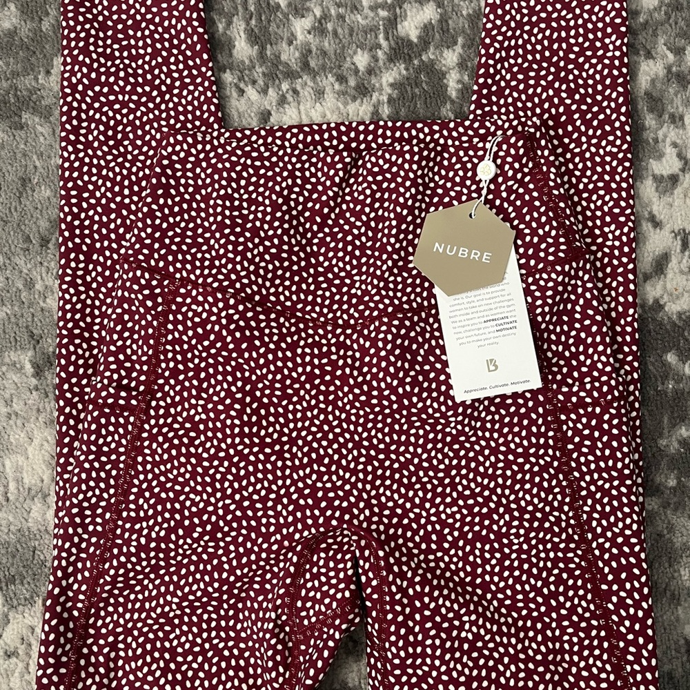 Buffbunny Rosa Pocket Vineyard Red Bossy Print Leggings